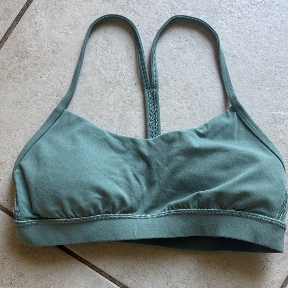 Lululemon sea foam green bra